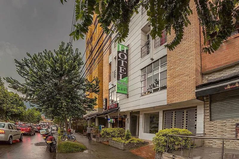 Ayenda 1214 White House Hotel Medellin 3*,  Colombia