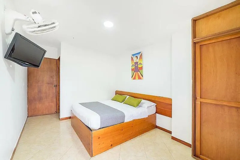 Ayenda 1214 White House Hotel Medellin