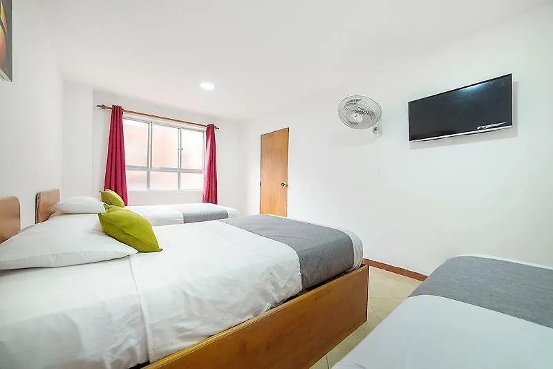 ***  Ayenda 1214 White House Hotel Medellin Colombia